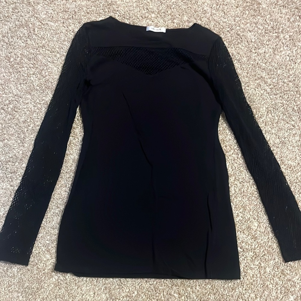 Bodycon dress with fishnet long sleeve